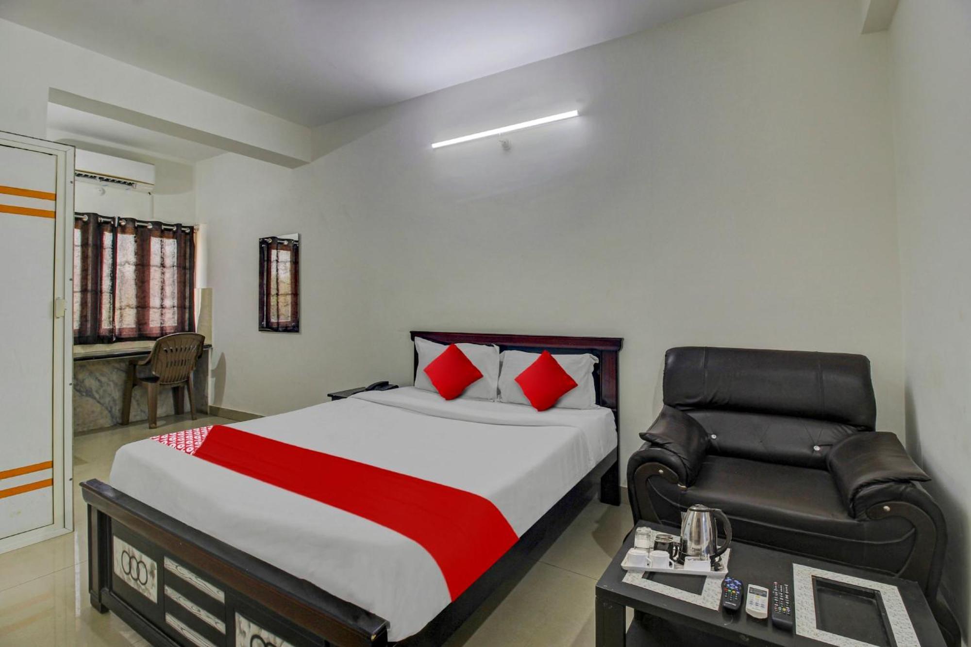 Hotel O Stay U Like Hotel'S Hyderabad Exterior photo