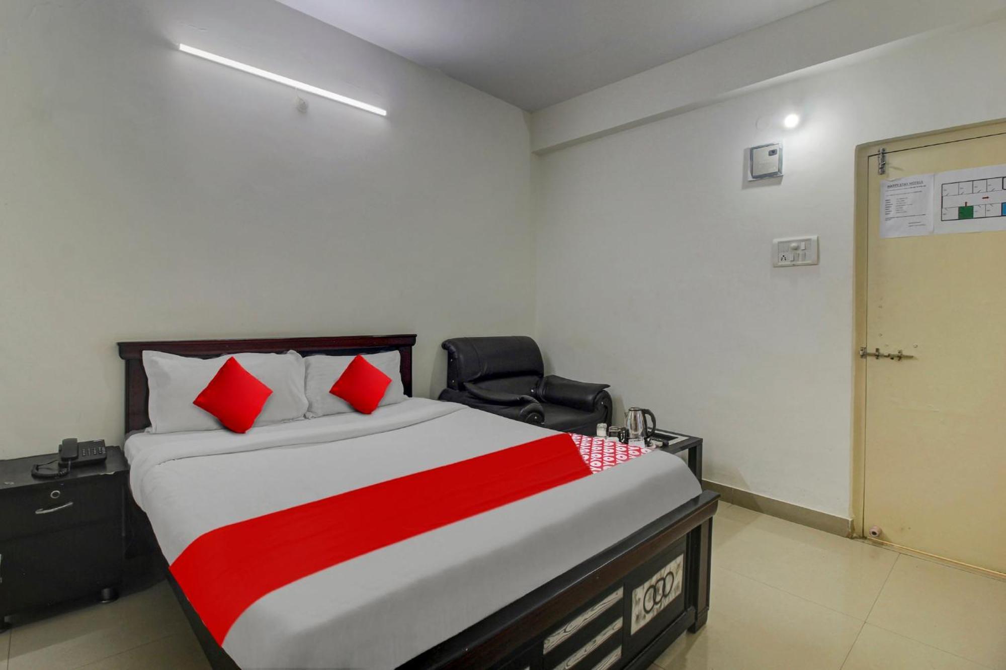 Hotel O Stay U Like Hotel'S Hyderabad Exterior photo